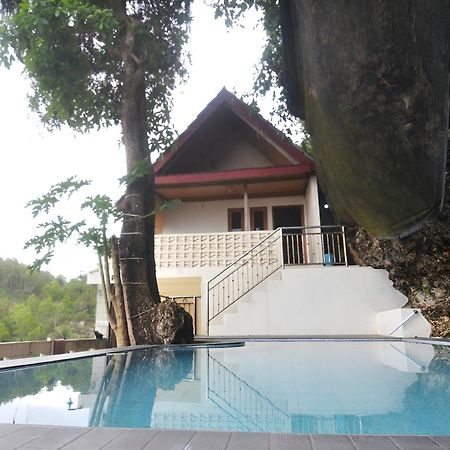 Villa Kopiori Yogyakarta Luaran gambar