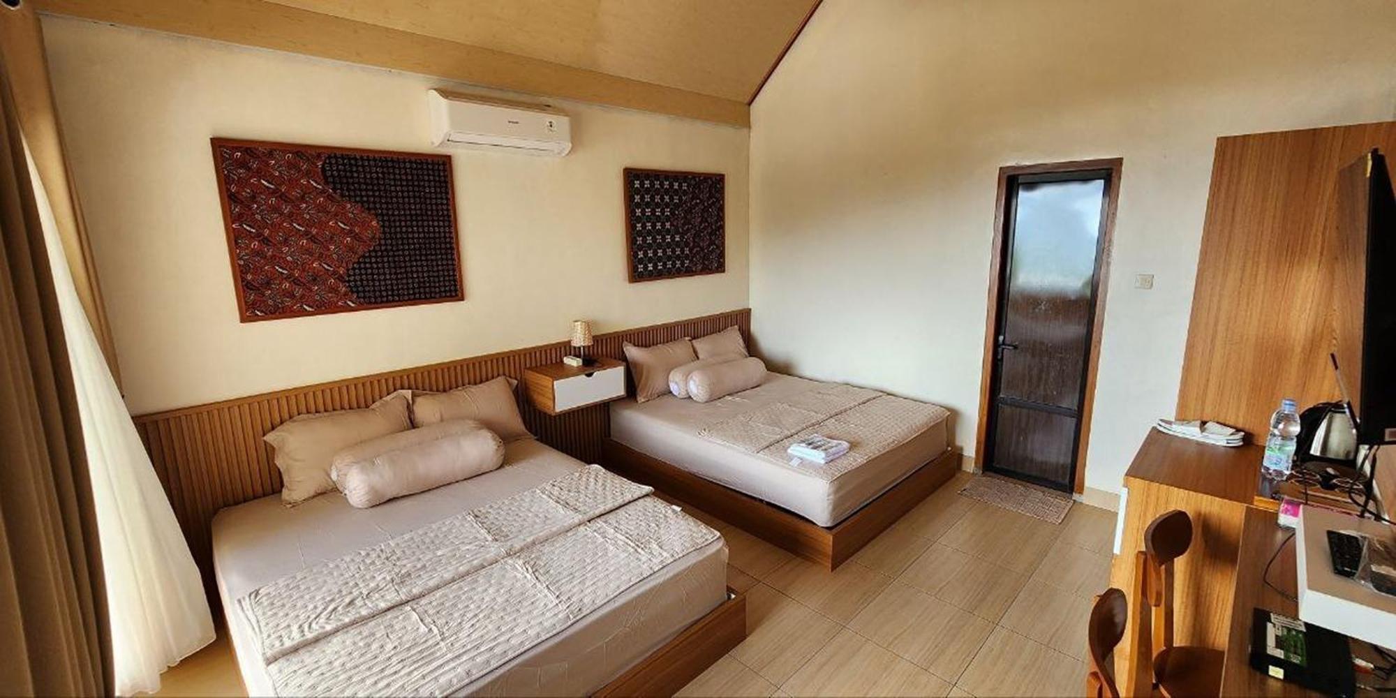 Villa Kopiori Yogyakarta Luaran gambar