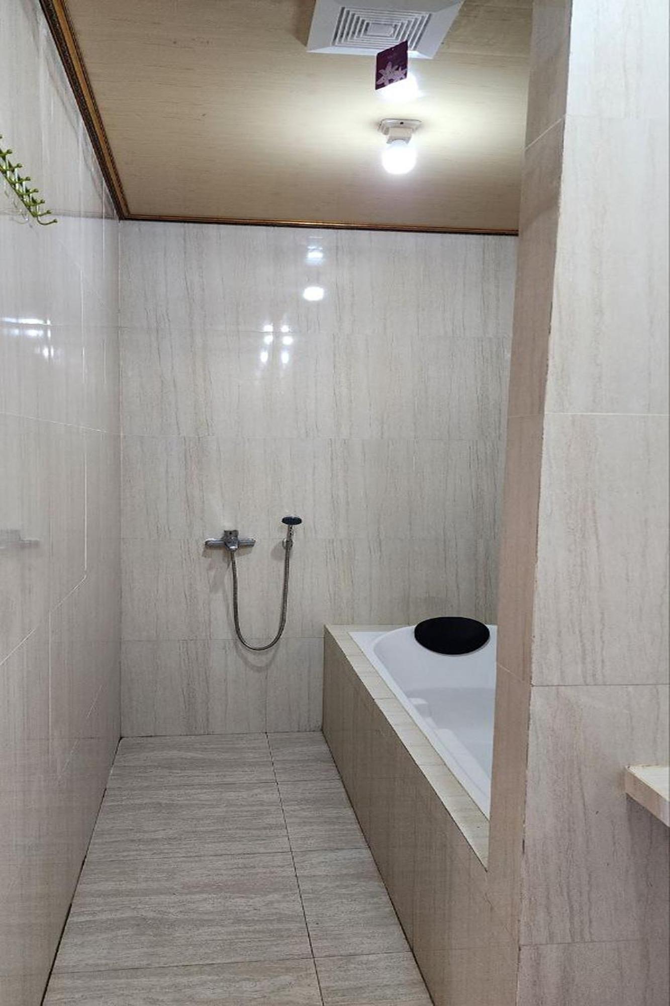 Villa Kopiori Yogyakarta Luaran gambar