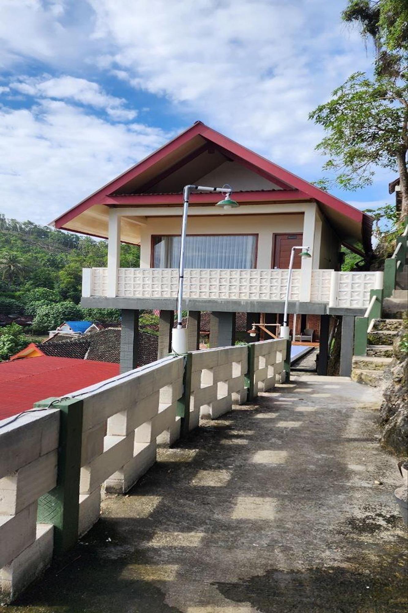 Villa Kopiori Yogyakarta Luaran gambar